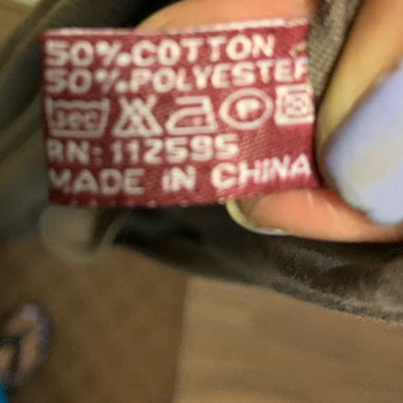 Tan vest - Picture 3 of 3